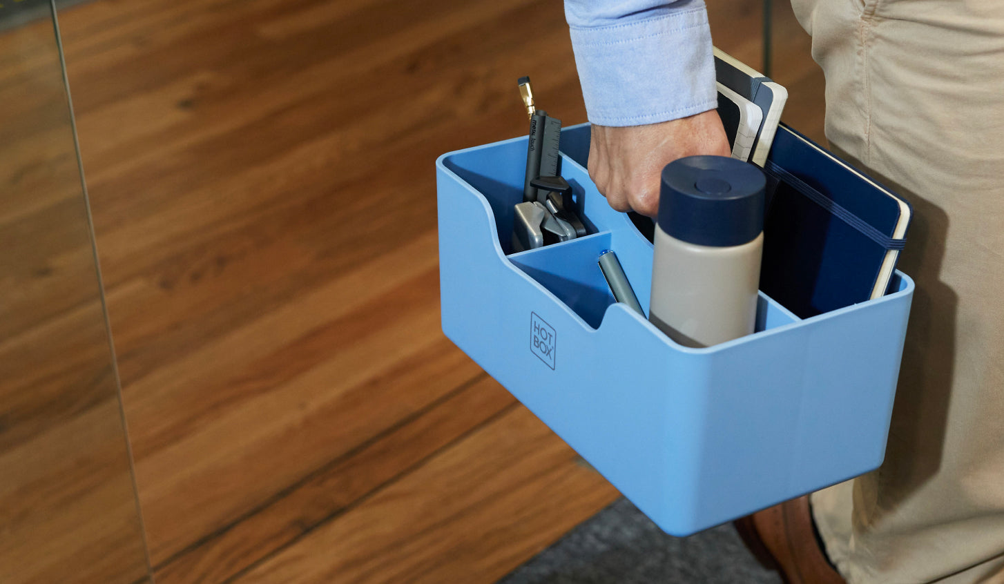 Unsure which Hotbox Caddy is right for your team? - Let us help you find the perfect fit! Contact us today to request a sample or discuss your team's specific needs. We are here to help guide you in selecting the ideal Hotbox caddy for your employees work styles.