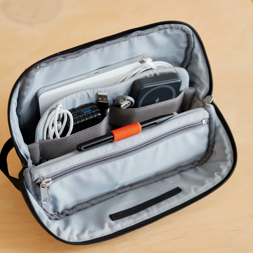 Utility Pouch for Hybrid Working Tech Accessories – Hotbox Design ...